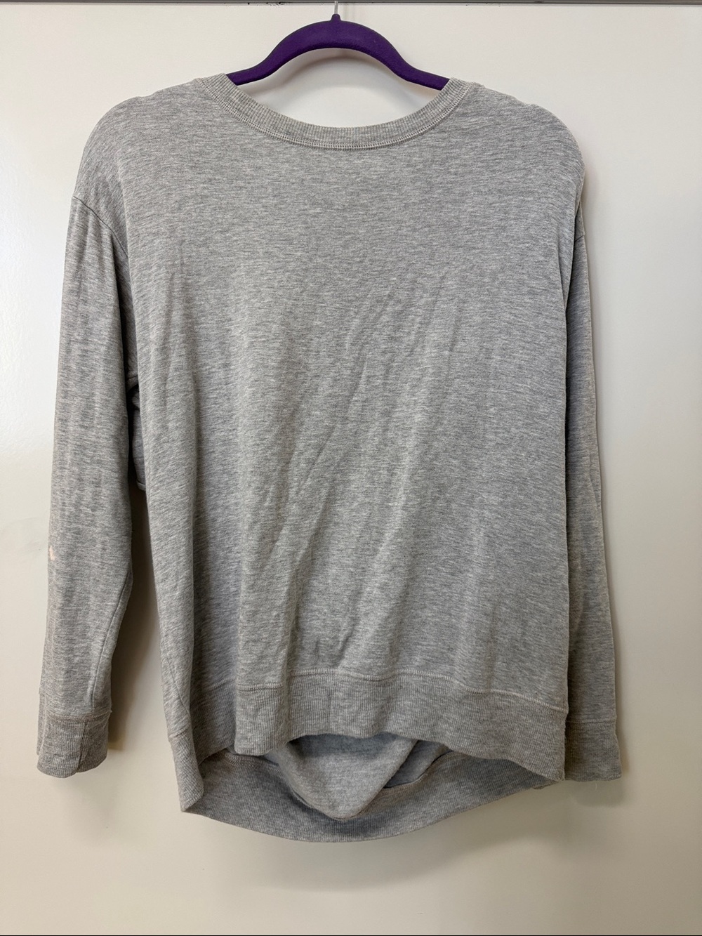 Beyond Yoga Heather Gray Lightweight Pullover Sweatshirt